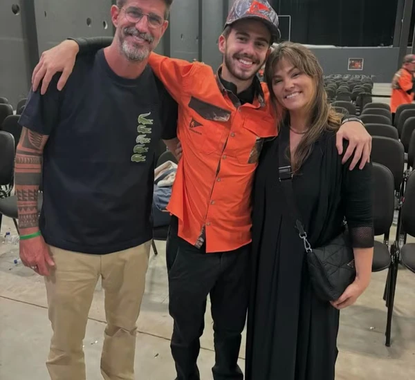 Suzana Alves e família por Reprodução