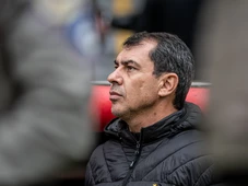 Imagem - 'A gente tem que ficar indignado', dispara Carille após gol sofrido nos acréscimos