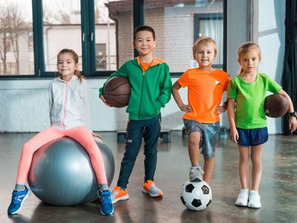Imagem - Veja benefícios de praticar esportes variados na infância