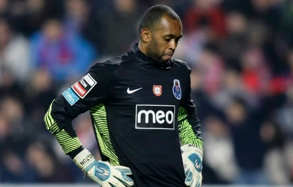 Helton Arruda por auto-upload