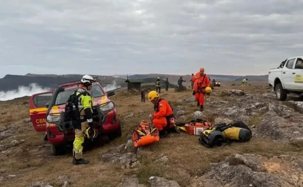 Menina foi resgatada sem vida por Divulgação