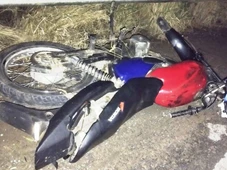 Imagem - Homem morre e outra pessoa fica gravemente ferida em acidente de moto na BA-120