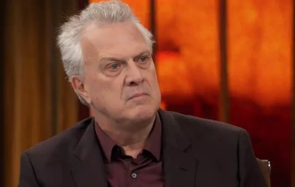 Globo recua e decide manter Pedro Bial após documentário sobre os Marinho