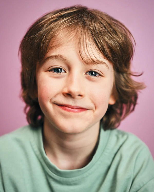 Rory Wilmot como Neville Longbottom por Divulgação