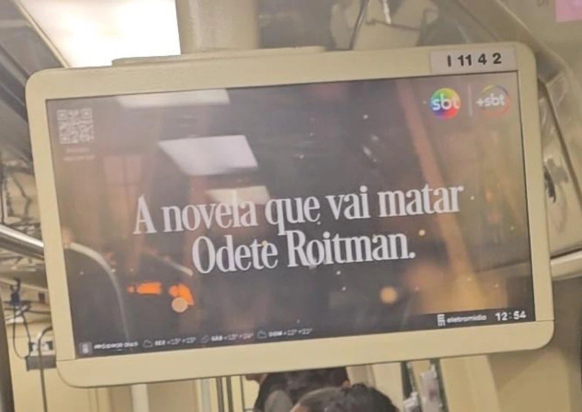 SBT espalhou propagandas pelas ruas por Reprodução