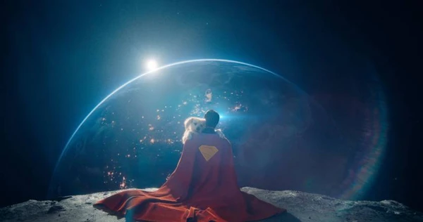 Superman e Kripto na lua
