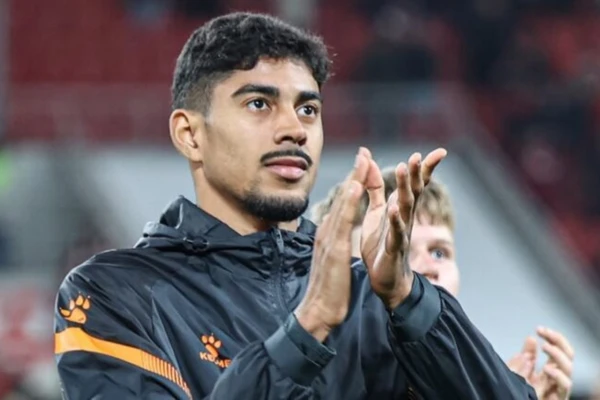 Zagueiro baiano Ítalo Assis joga pelo FK Ural, da Rússia 