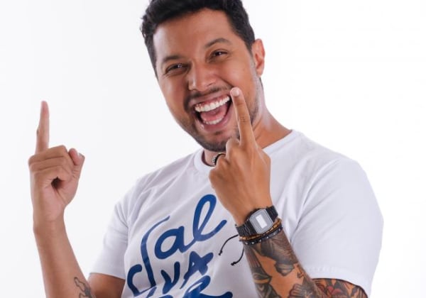 Dinho Jr por Reprodução