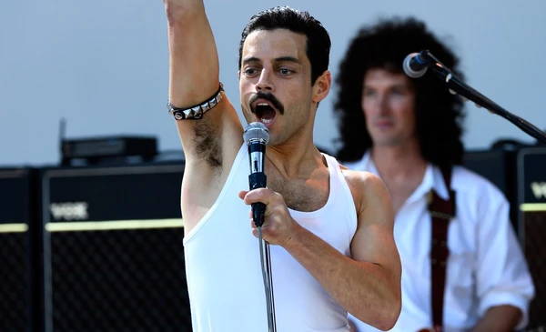 Freddie Mercury em 'Bohemian Rhapsody"  por Reprodução