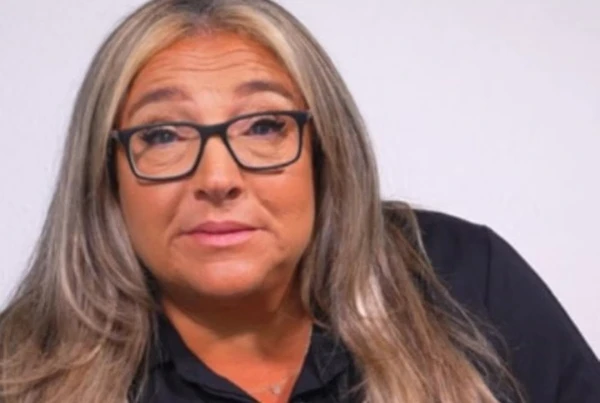 Jo Frost viveu Supernanny nos anos 2000 por Reprodução