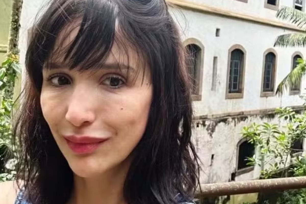 Juíza foi demitida após usar mesmo modelo de sentença em 2 mil processos por Reprodução/Redes sociais/LinkedIn