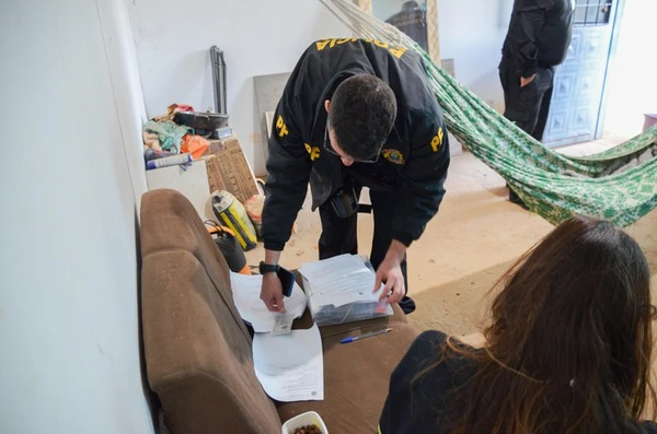 Operação da Polícia Federal contra tráfico internacional de mulheres por Divulgação