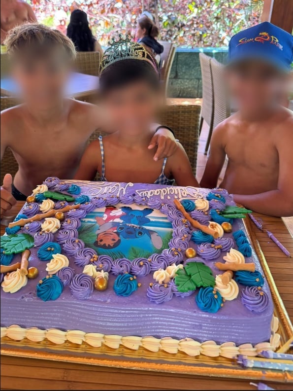 Pedro celebra aniversário do filho, alvo de ataques por usar vestido por Reprodução/Instagram