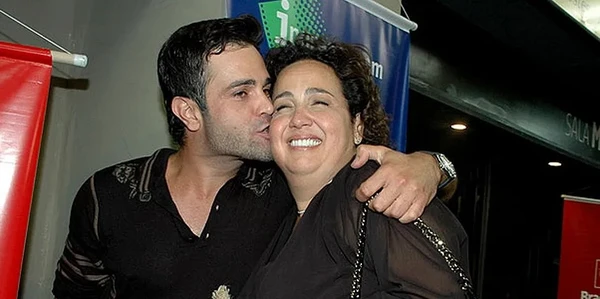 Rodrigo Phavanello se relacionou com Claudia Jimenez durante a novela 'Sete Pecados' (2008) por Reprodução