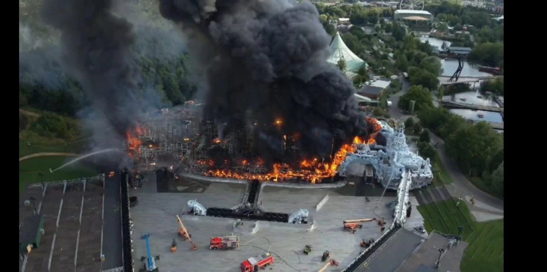 Imagem - Incêndio de grandes proporções atinge palco principal do Tomorrowland na Bélgica