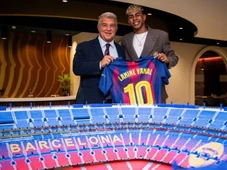 Imagem - Lamine Yamal herda lendária camisa 10 do Barcelona e assina renovação até 2031