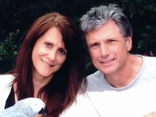 Imagem - Supervisora do American Idol e marido são mortos a tiros em ataque dentro de casa