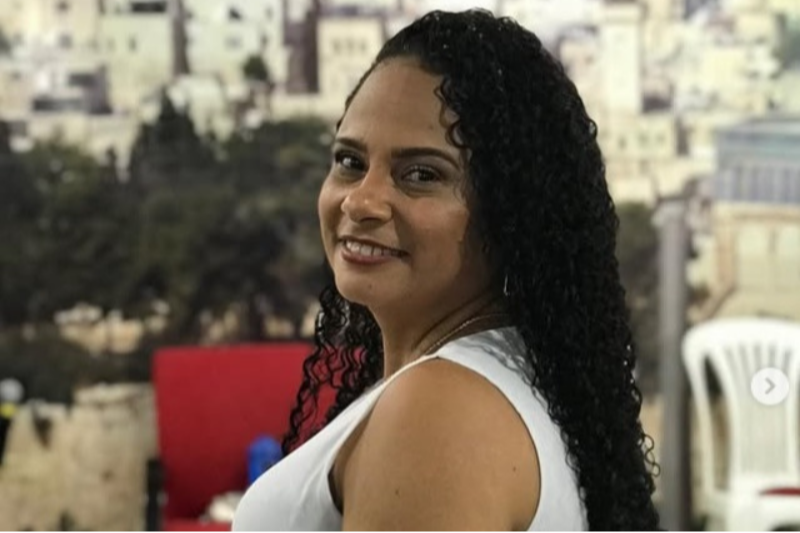 Apóstola Carine Carvalho: Sai da UTI e Apresenta Melhorias Notáveis na Saúde