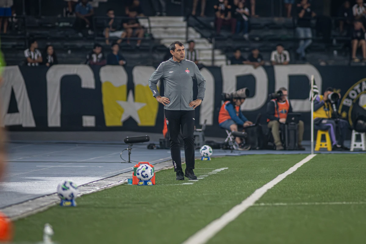 Botafogo x Vitória por Victor Ferreira/EC Vitória
