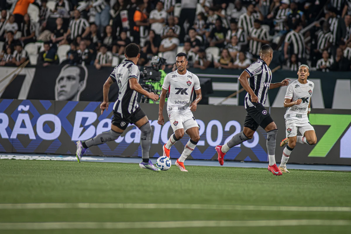 Botafogo x Vitória por Victor Ferreira/EC Vitória