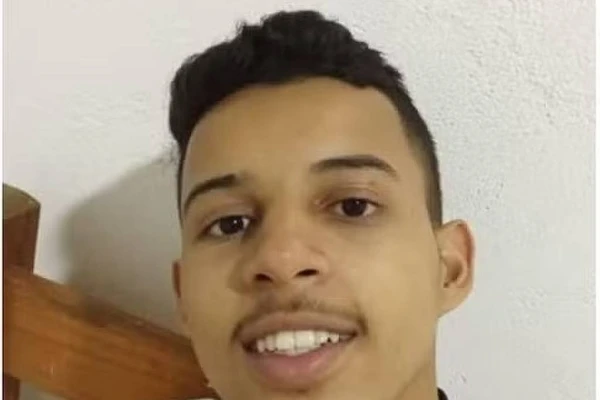 Jovem envenenado tem 19 anos