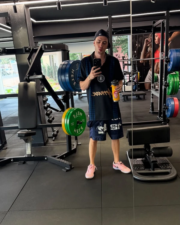 Léo Picon por Reprodução/Instagram