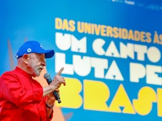 Imagem - Lula diz que “não é um gringo que vai dar ordem” e que negocia melhor que Trump