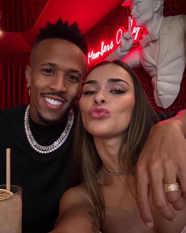 Eder Militão e Tainá Castro por Reprodução/Instagram