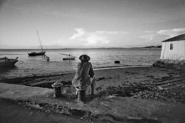 Exposição Mario Cravo Neto: Sob o Sol da Bahia estreia na Caixa Cultural Salvador