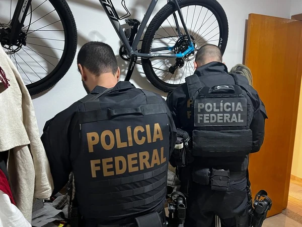 Gerentes bancários e servidores públicos são alvos de operação que investiga fraudes de R$ 30 milhões no INSS