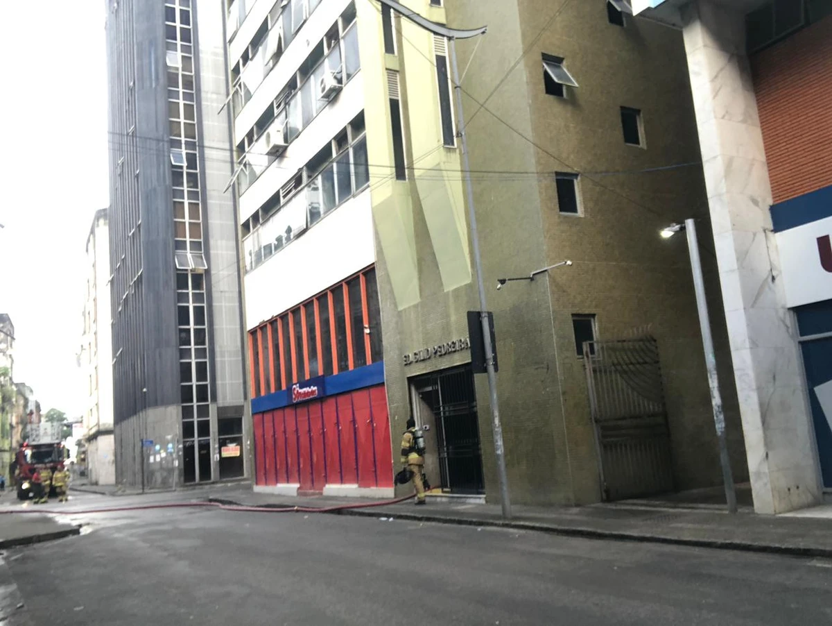 Incêndio no Comércio por Wendel de Novais/CORREIO