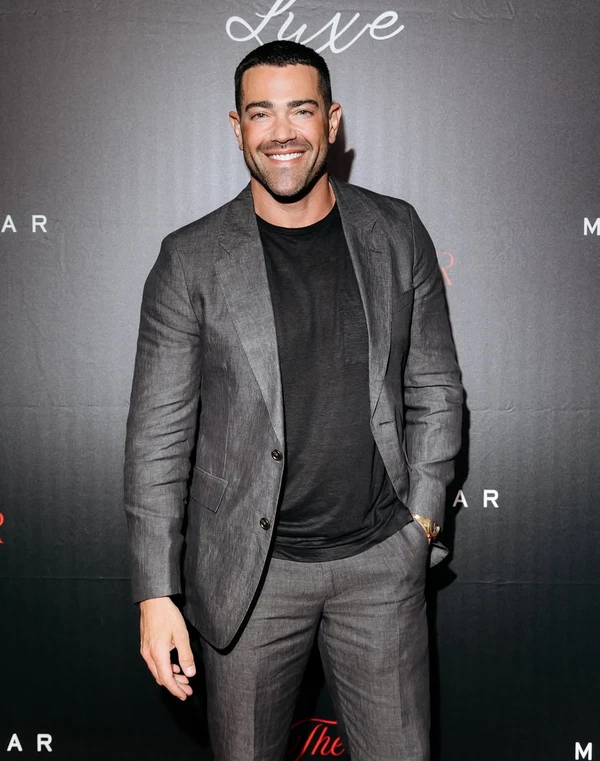 Jesse Metcalfe atualmente por Reprodução/Instagram