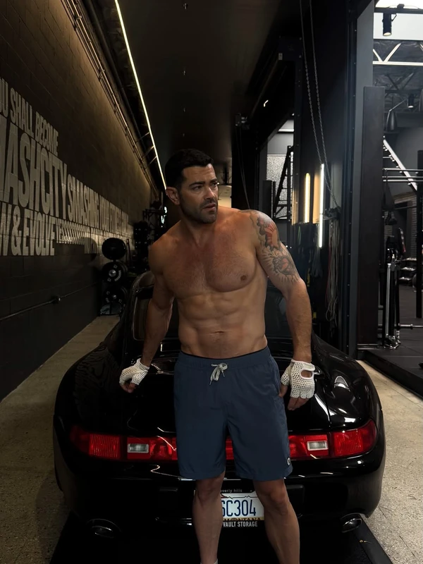 Jesse Metcalfe atualmente por Reprodução/Instagram