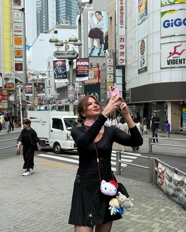Luciana Gimenez no Japão por Reprodução/Instagram