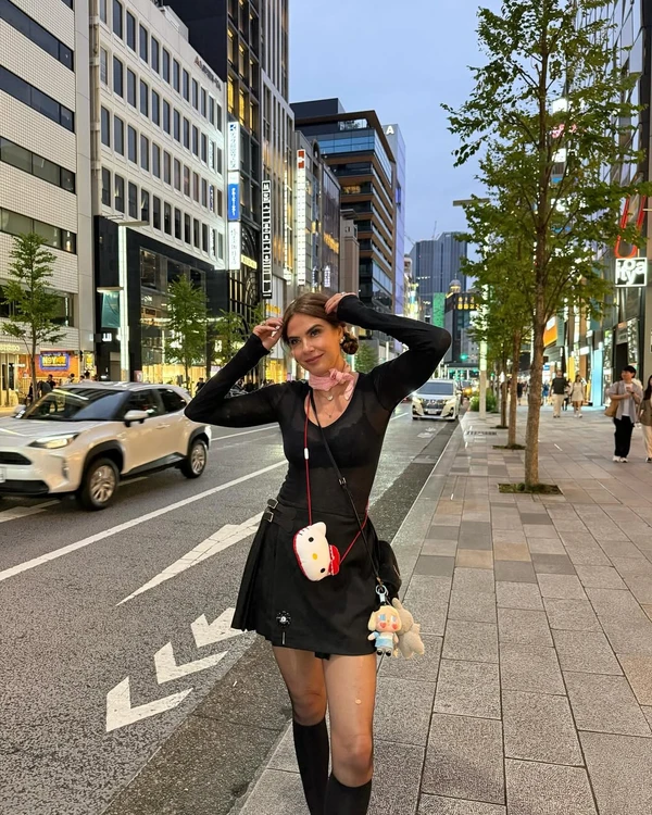 Luciana Gimenez no Japão por Reprodução/Instagram