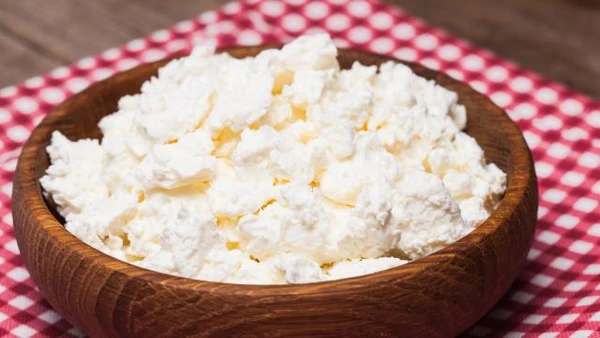 Queijo Cottage por Shutterstock