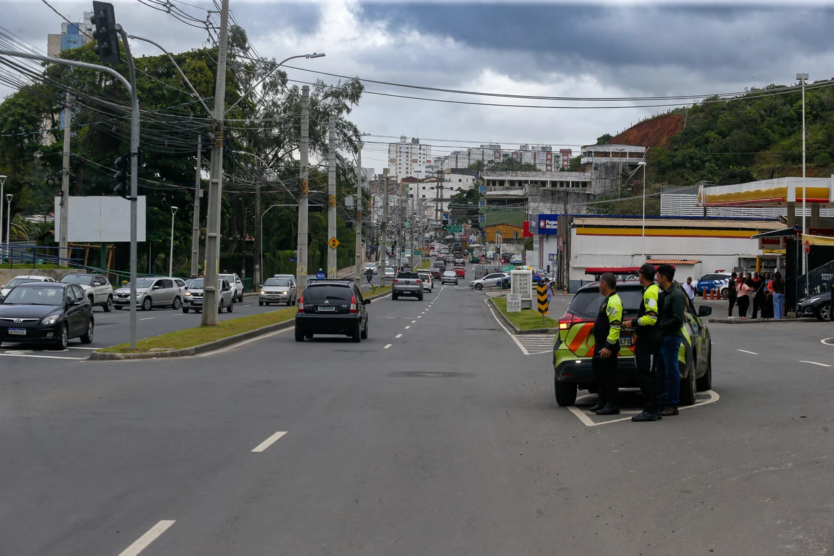 Avenida Jorge Amado passou por duplicação por Arisson Marinho/CORREIO