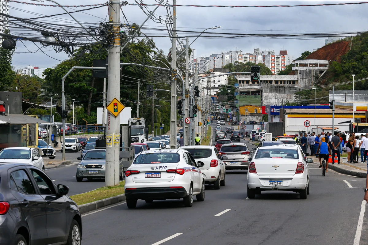 Avenida Jorge Amado passou por duplicação por Arisson Marinho/CORREIO