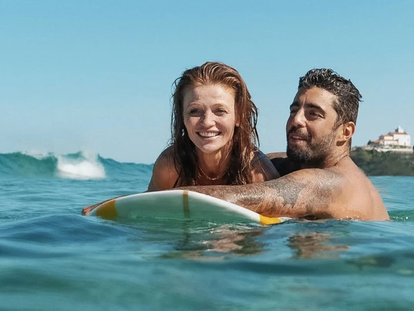 Cintia Dicker e Pedro Scooby  por Reprodução/Instagram