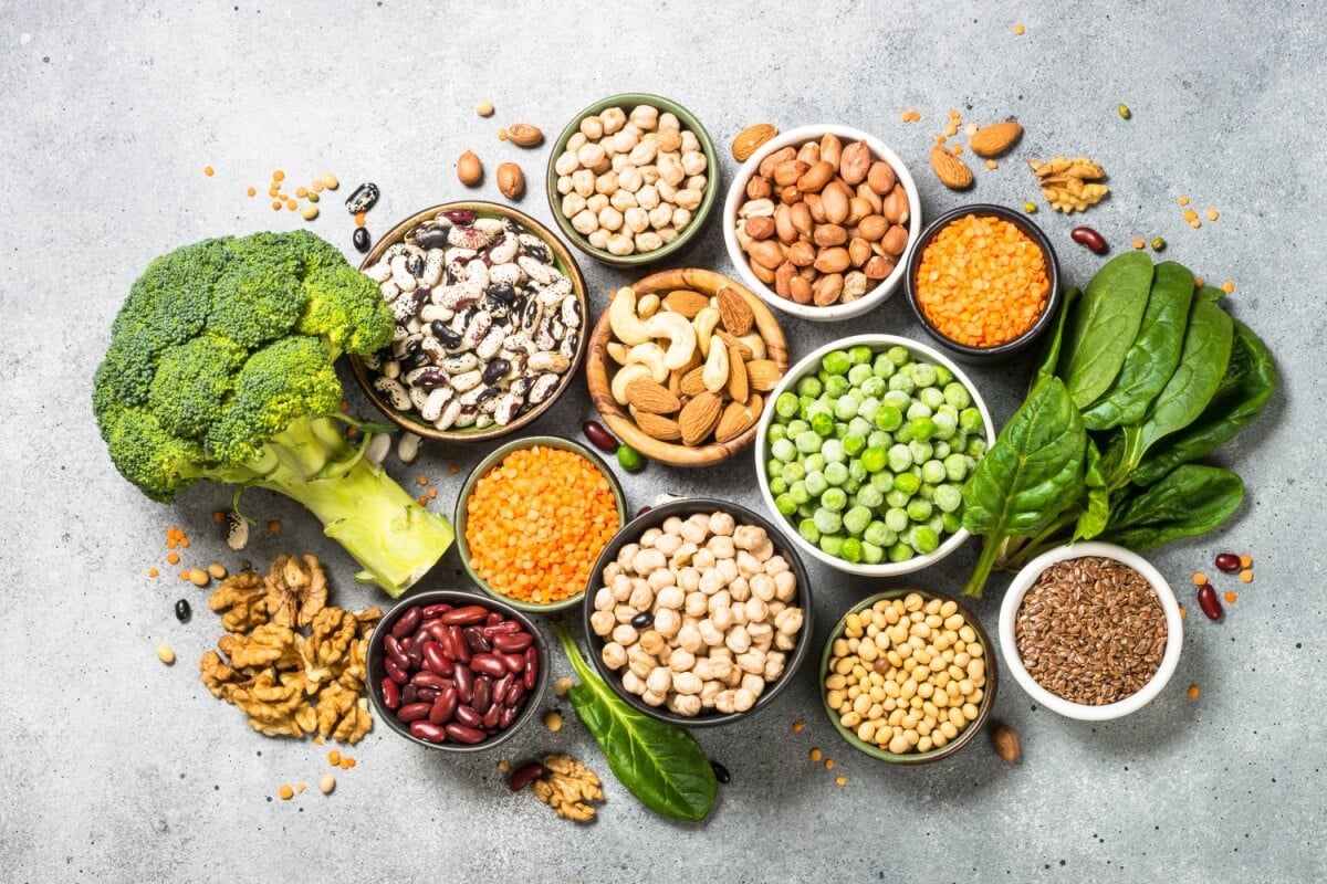 As proteínas vegetais também possuem influência positiva no meio ambiente (Imagem: nadianb | Shutterstock)
