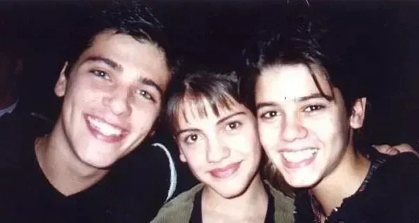 Elisa Veeck, Bruno Gagliasso e Yuri Xavier nos bastidores de Chiquititas  por Reprodução/Redes Sociais 