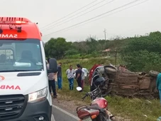 Imagem - Acidente deixa dois mortos e cinco feridos em estrada na Bahia