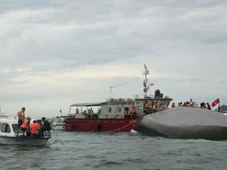 Imagem - Barco com turistas vira e deixa pelo menos 34 mortos no Vietnã