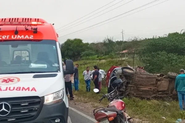 Acidente na BA-120, na região do município de Valente