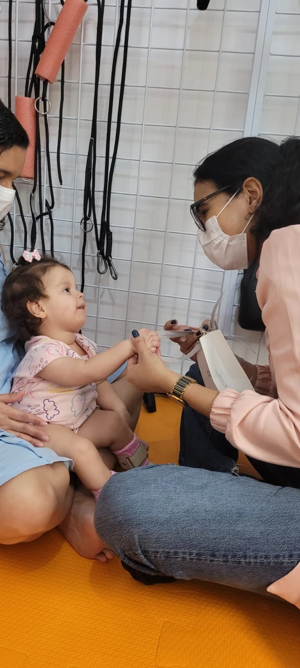 Ayla e mãe Janete em terapia por Arquivo Pessoal