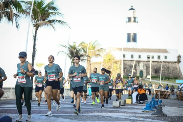 Etapa Shopping Barra da meia maratona Santander Track&Field