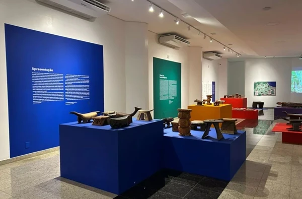 Exposição 'Bancos Indígenas do Brasil: Rituais'