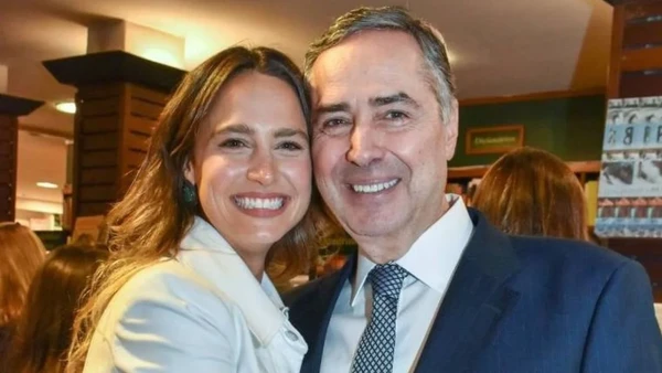 Luna e Luís Roberto Barroso