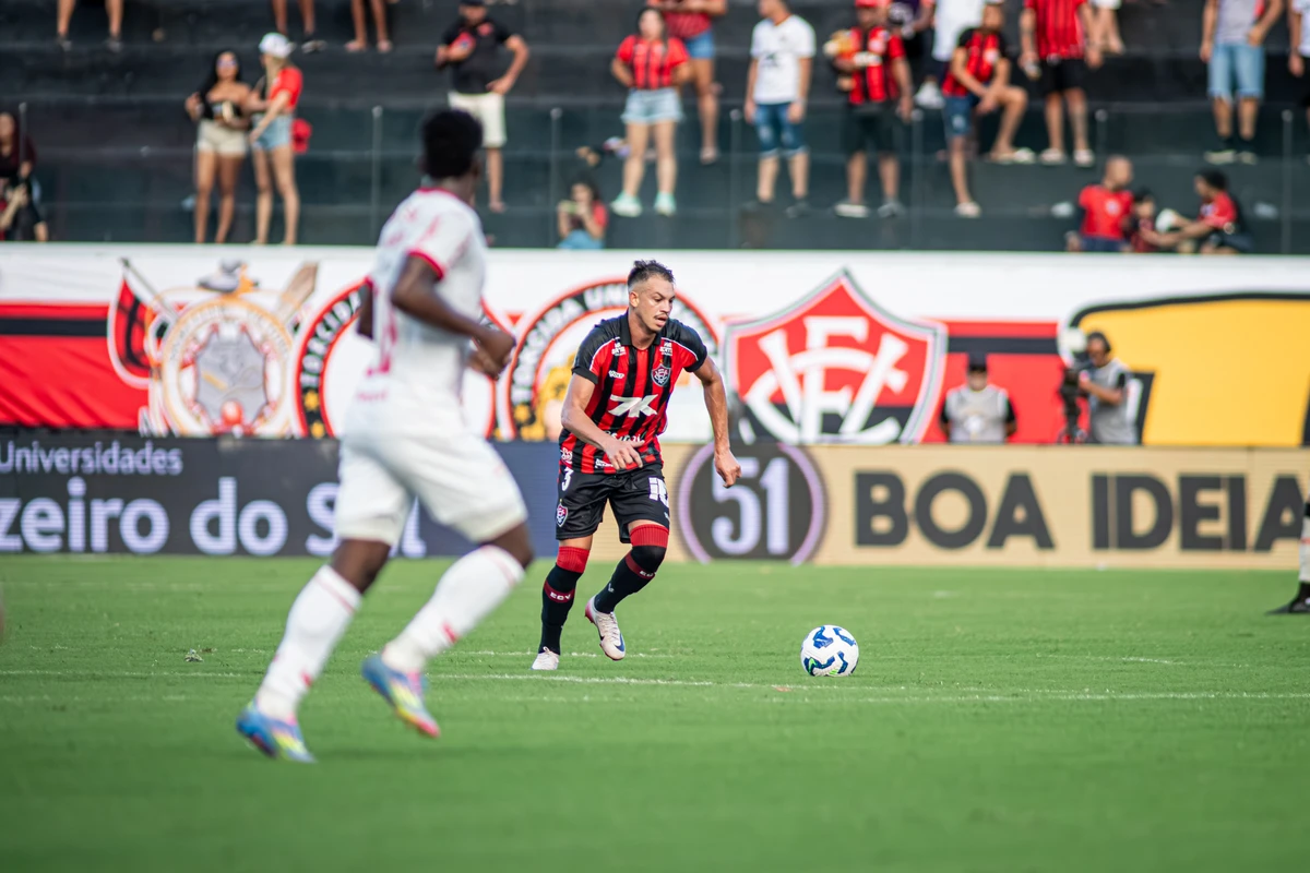 Vitória superou o Bragantino no Barradão por Victor Ferreira/E.C. Vitória