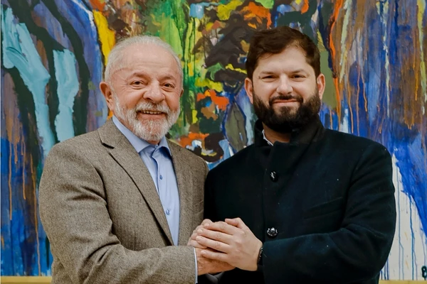 Lula com Gabriel Boric, presidente do Chile